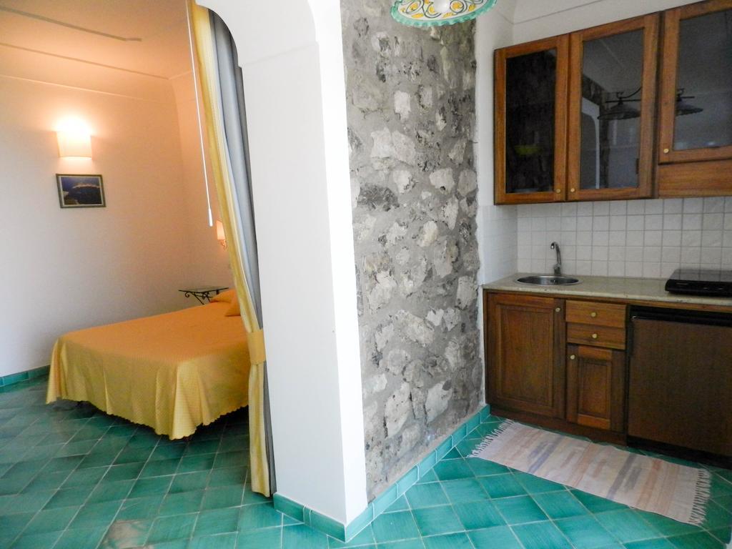 Bacio Del Sole B&B Позітано Екстер'єр фото