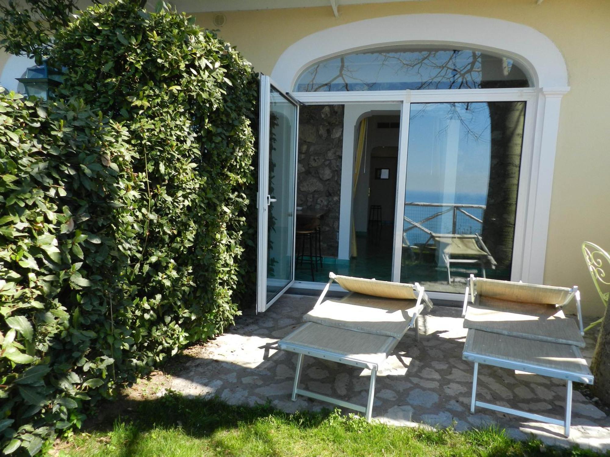Bacio Del Sole B&B Позітано Екстер'єр фото