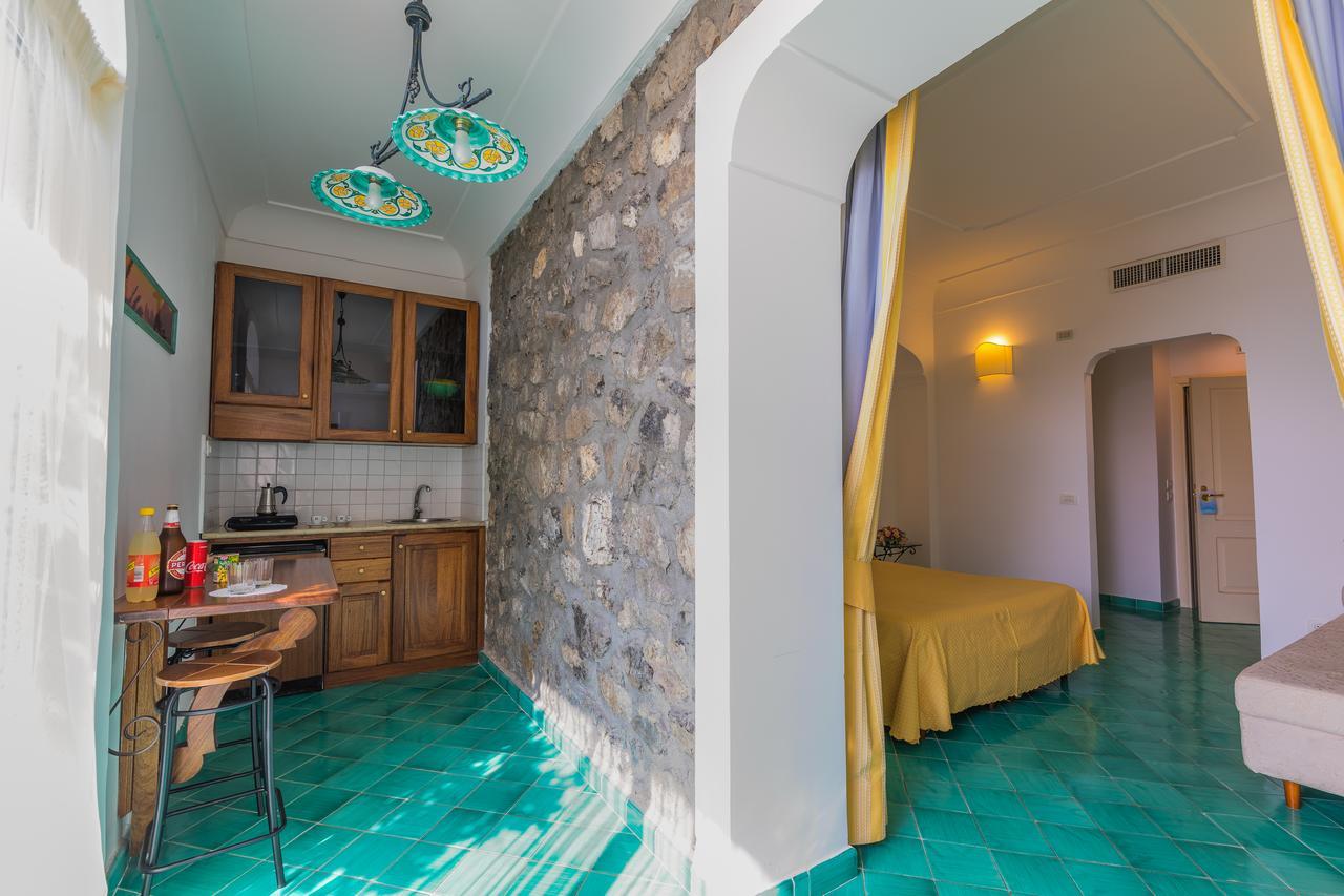 Bacio Del Sole B&B Позітано Номер фото