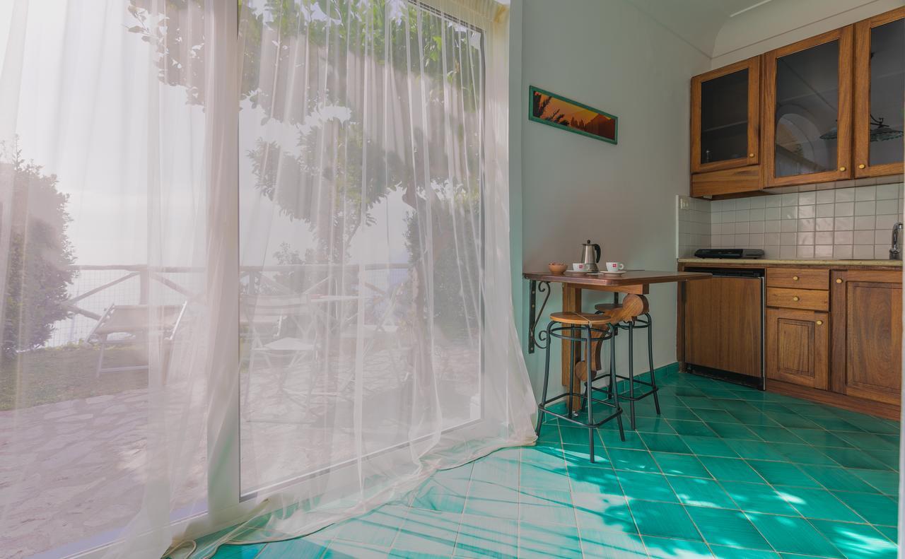 Bacio Del Sole B&B Позітано Номер фото