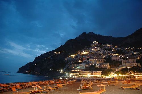 Bacio Del Sole B&B Позітано Екстер'єр фото
