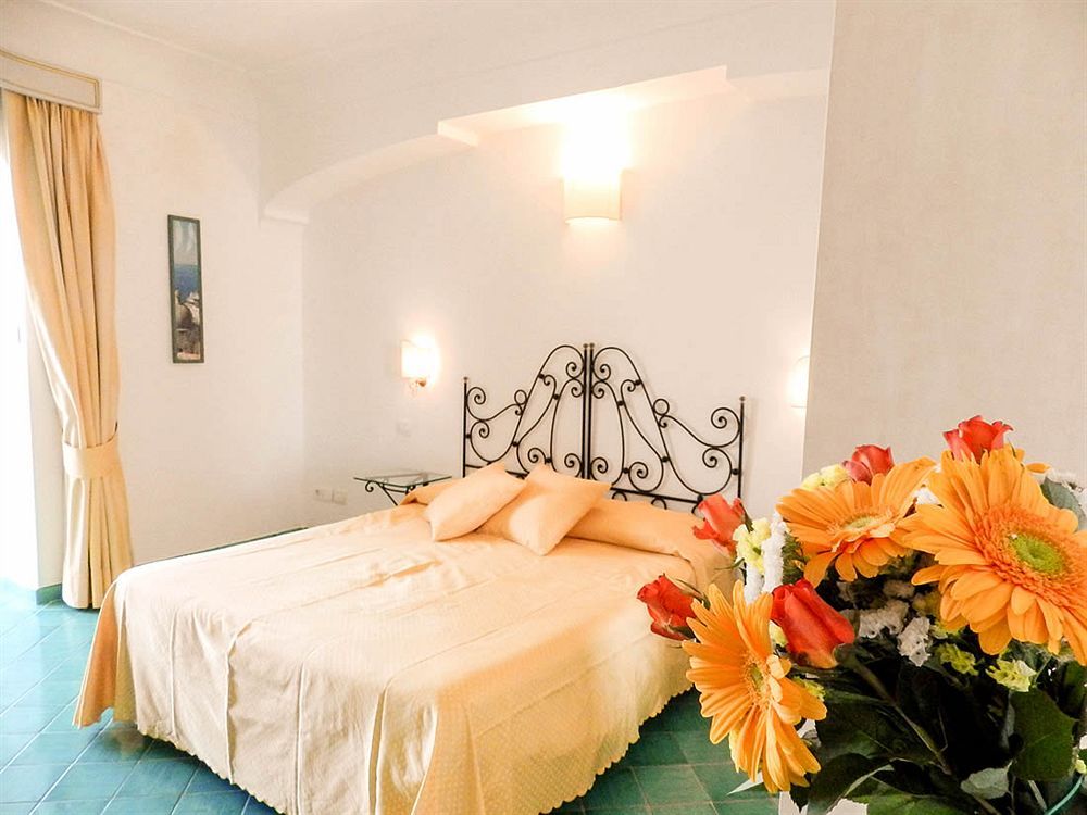 Bacio Del Sole B&B Позітано Екстер'єр фото